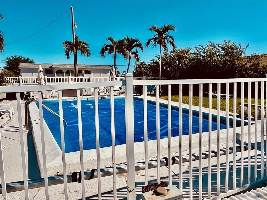 4802 Tudor Dr, Unit 202, Cape Coral, FL 33904 Photo