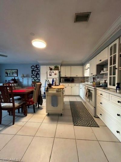 4802 Tudor Dr, Unit 202, Cape Coral, FL 33904 Photo