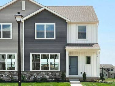 36 N CONIFER DRIVE, ELIZABETHTOWN, PA 17022
