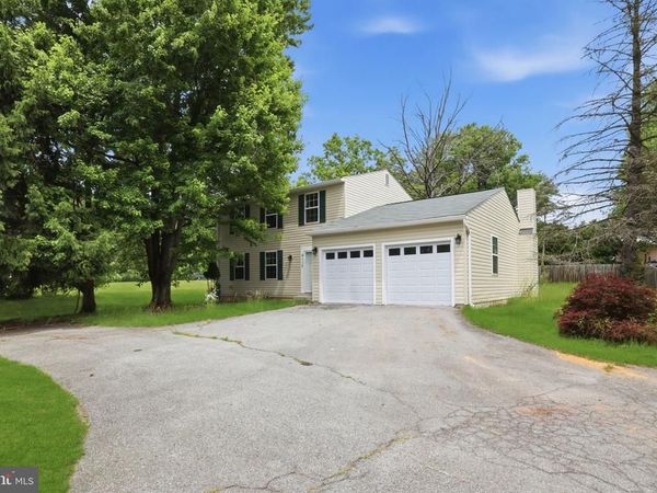 9113 BRAMBLE BUSH COURT , GAITHERSBURG, MD 20879
