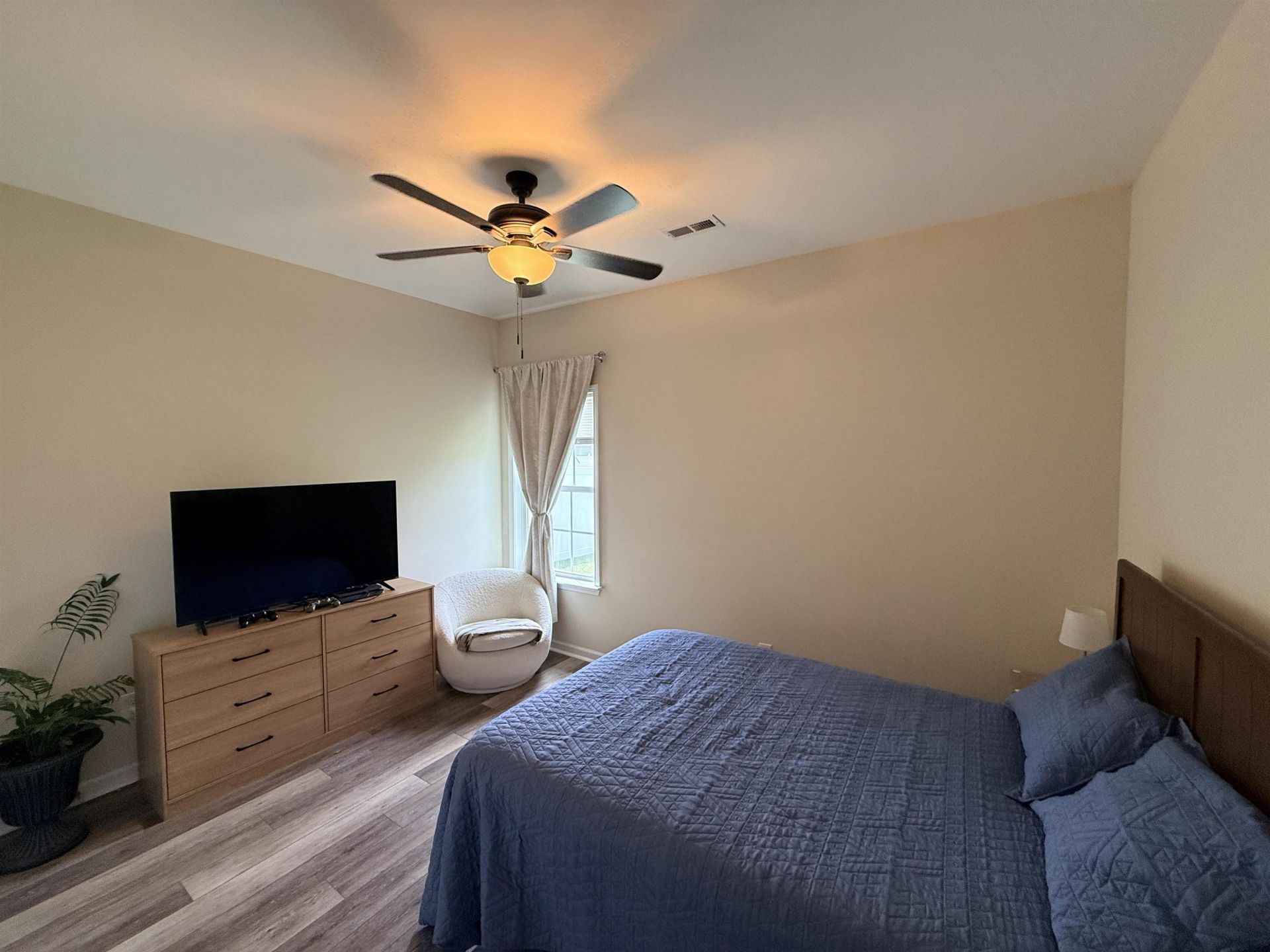 745 Weston Dr.  Photo 16