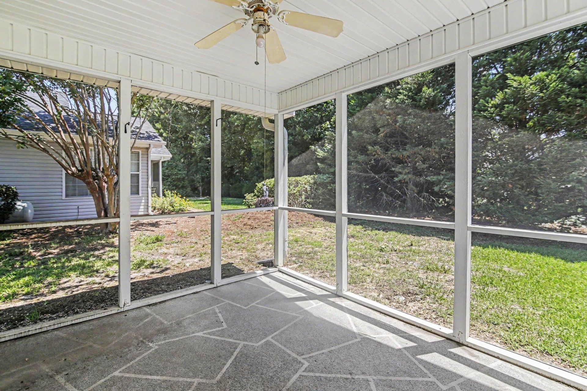 1105 Ganton Way  Photo 20