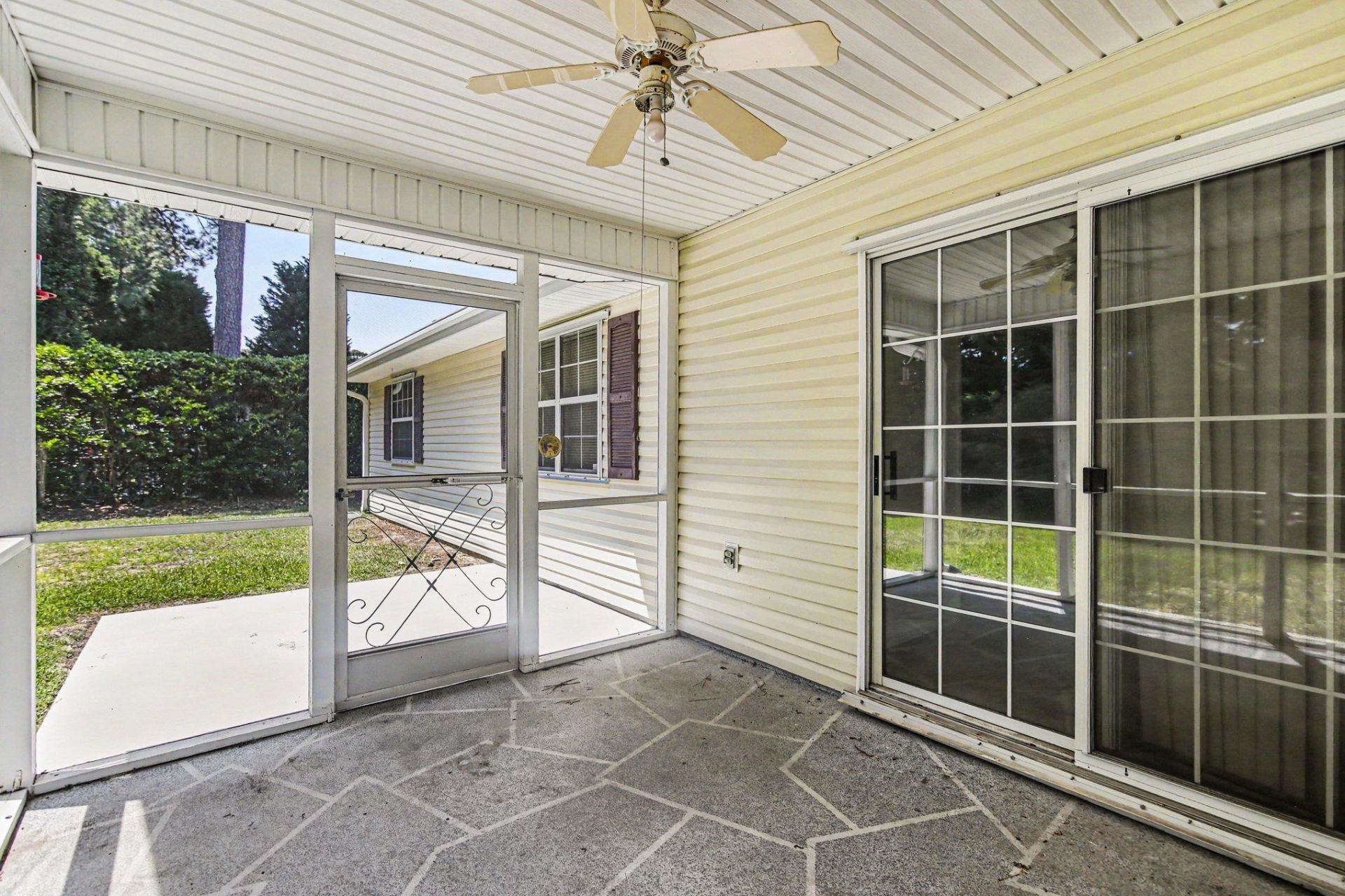 1105 Ganton Way  Photo 21