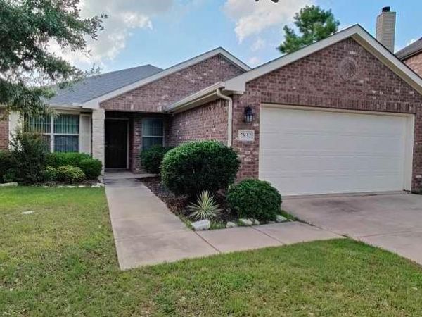 2832 Cresent Lake Drive, Little Elm, TX 75068