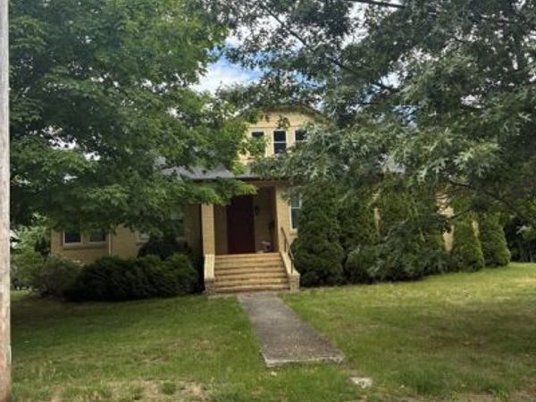 350 Plain Street, Unit 2, Braintree, MA 02184