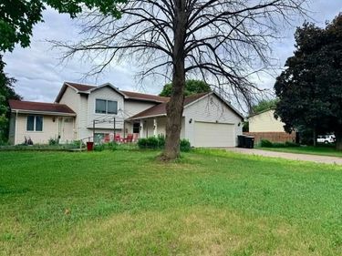 8234 109th Place N, Champlin, MN 55316