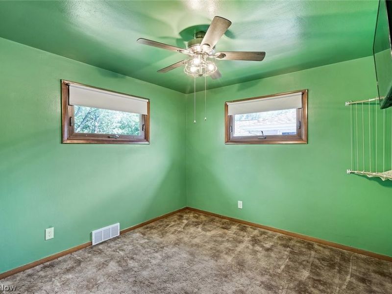 961 Adrian Circle , Girard, OH 44420 Photo 19