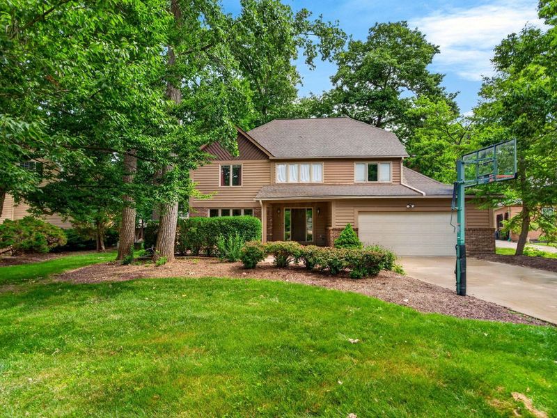 8314 BRECKENRIDGE Way, Columbus, OH 43235 Photo 4