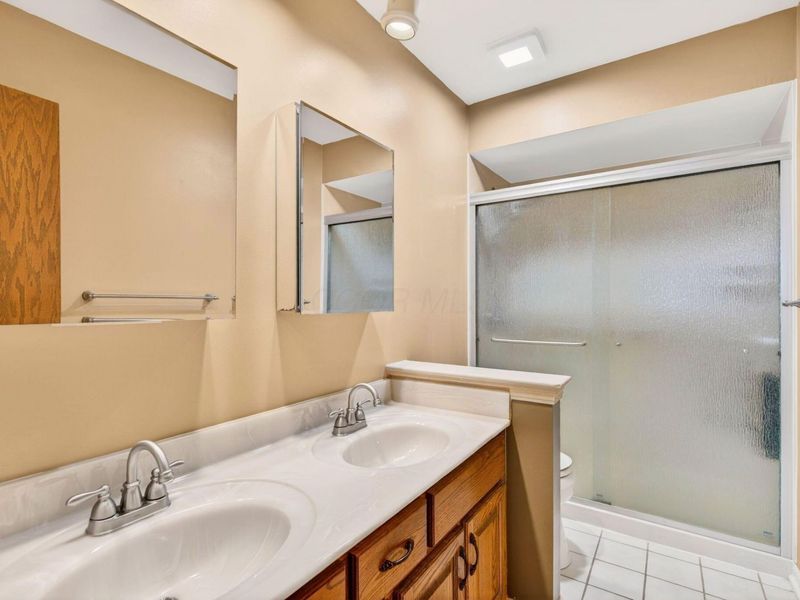 8314 BRECKENRIDGE Way, Columbus, OH 43235 Photo 56