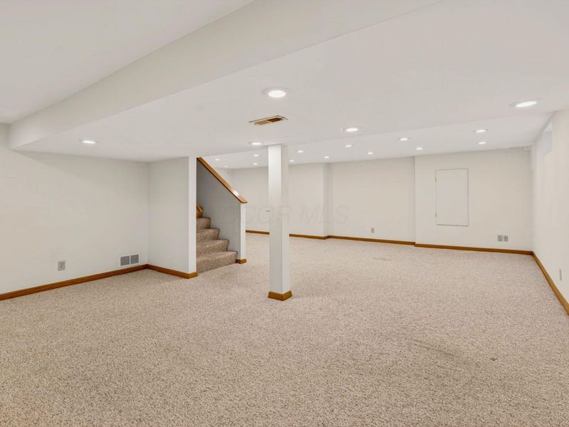 8314 BRECKENRIDGE Way, Columbus, OH 43235 Photo 60