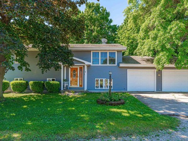 6 BENEDICT Street, Atlanta, IL 61723