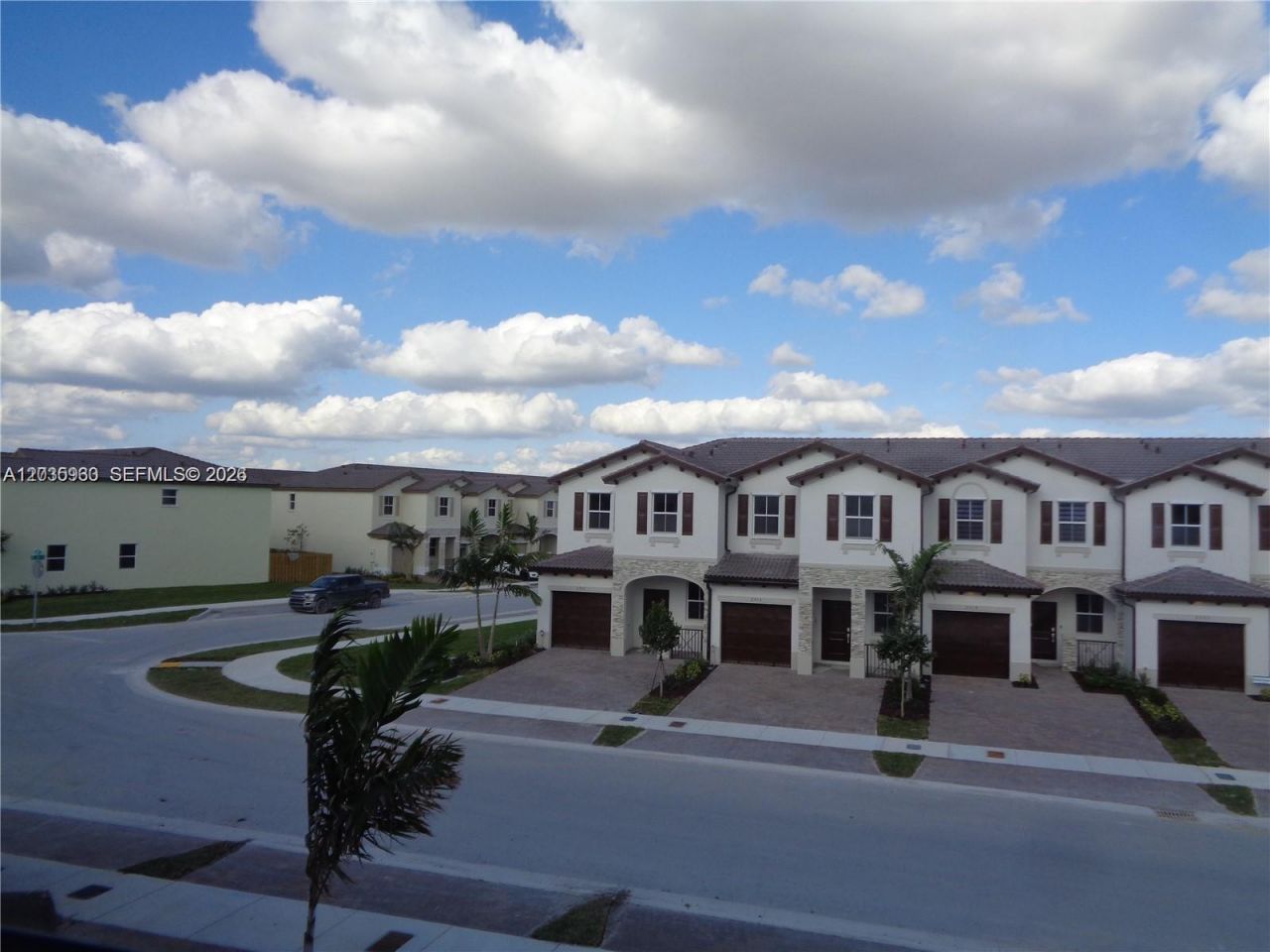 2514 SE 29th St, Unit 2514, Homestead, FL 33035 Photo