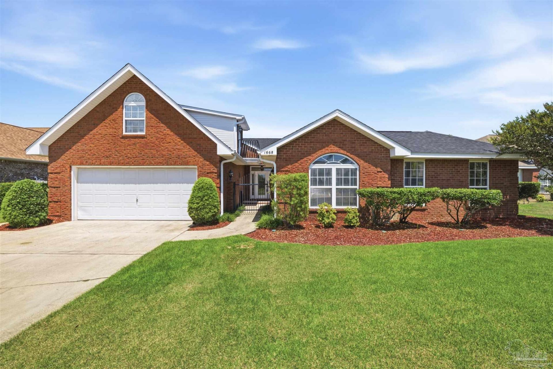 1668 Woodlawn Way, Gulf Breeze, FL 32563 Main Photo