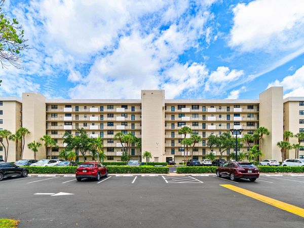 2400 Deer Creek Country Club Boulevard, Unit 608-1, Deerfield Beach, FL 33442