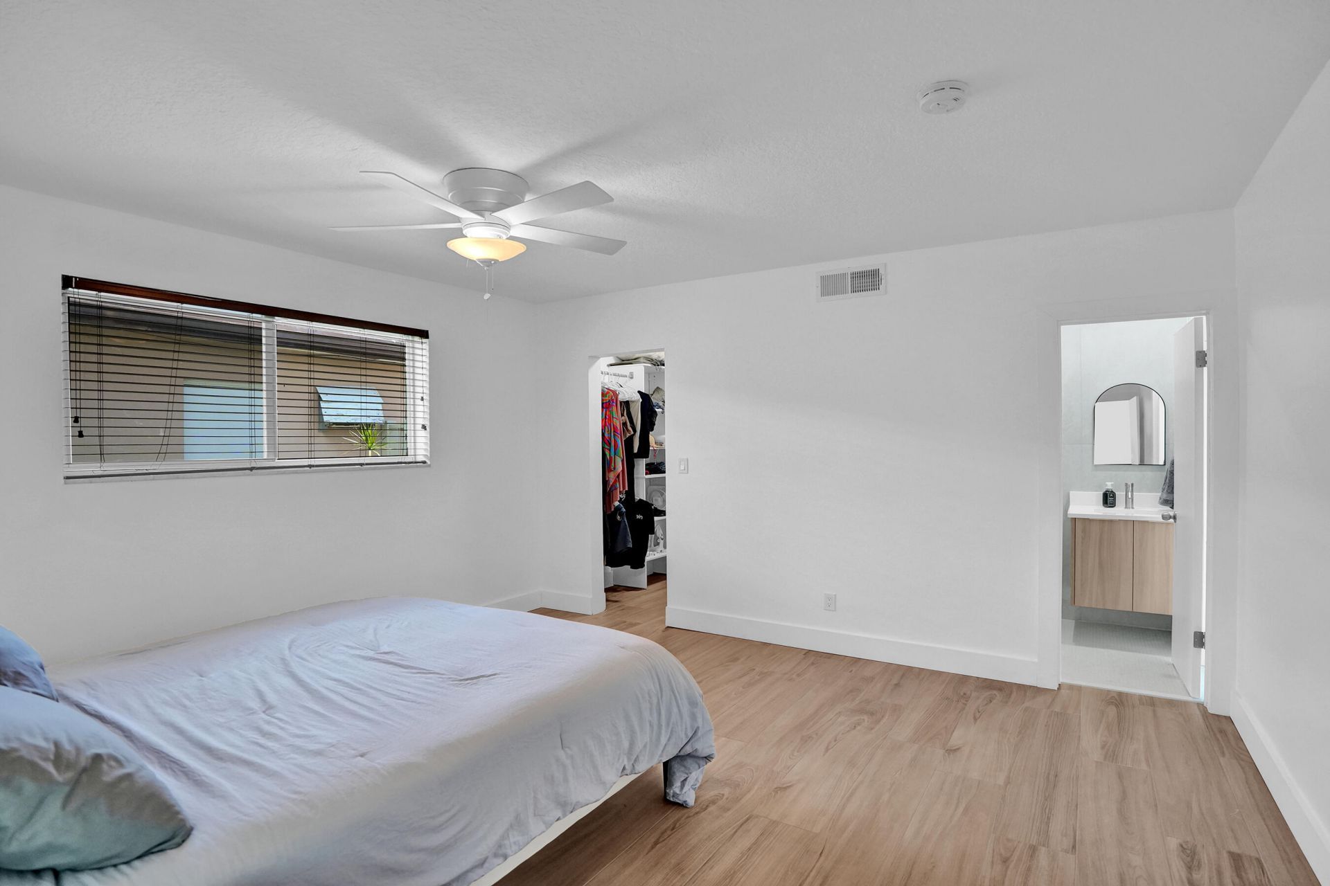 2030 N 54th Avenue, Hollywood, FL 33021 Photo