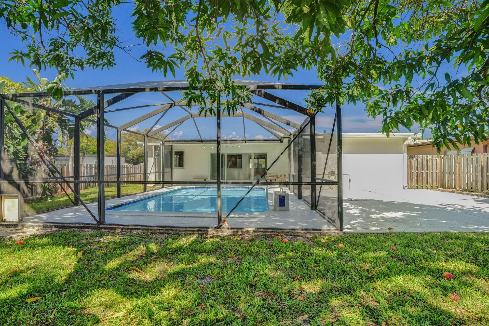 2030 N 54th Avenue, Hollywood, FL 33021 Photo