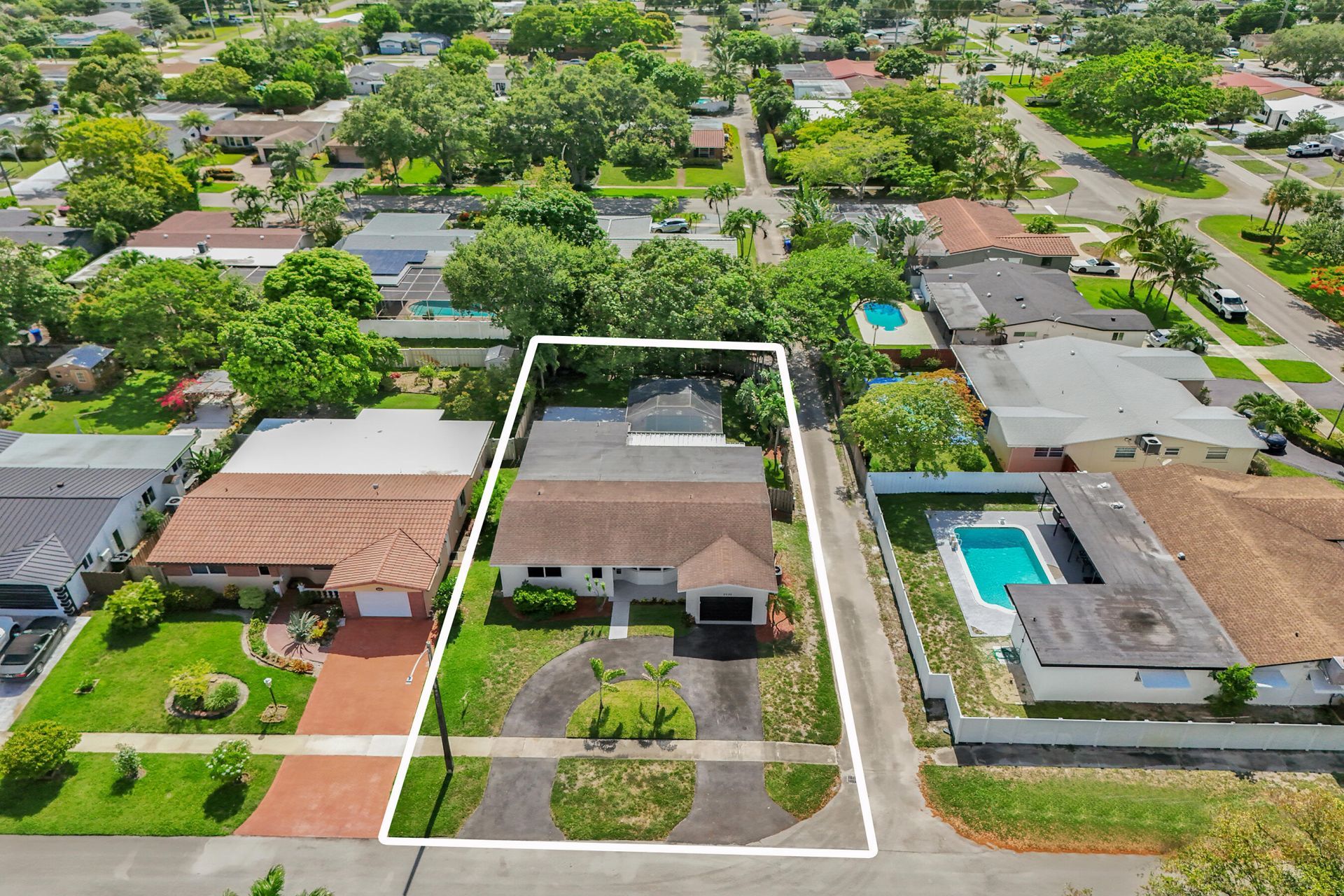 2030 N 54th Avenue, Hollywood, FL 33021 Photo