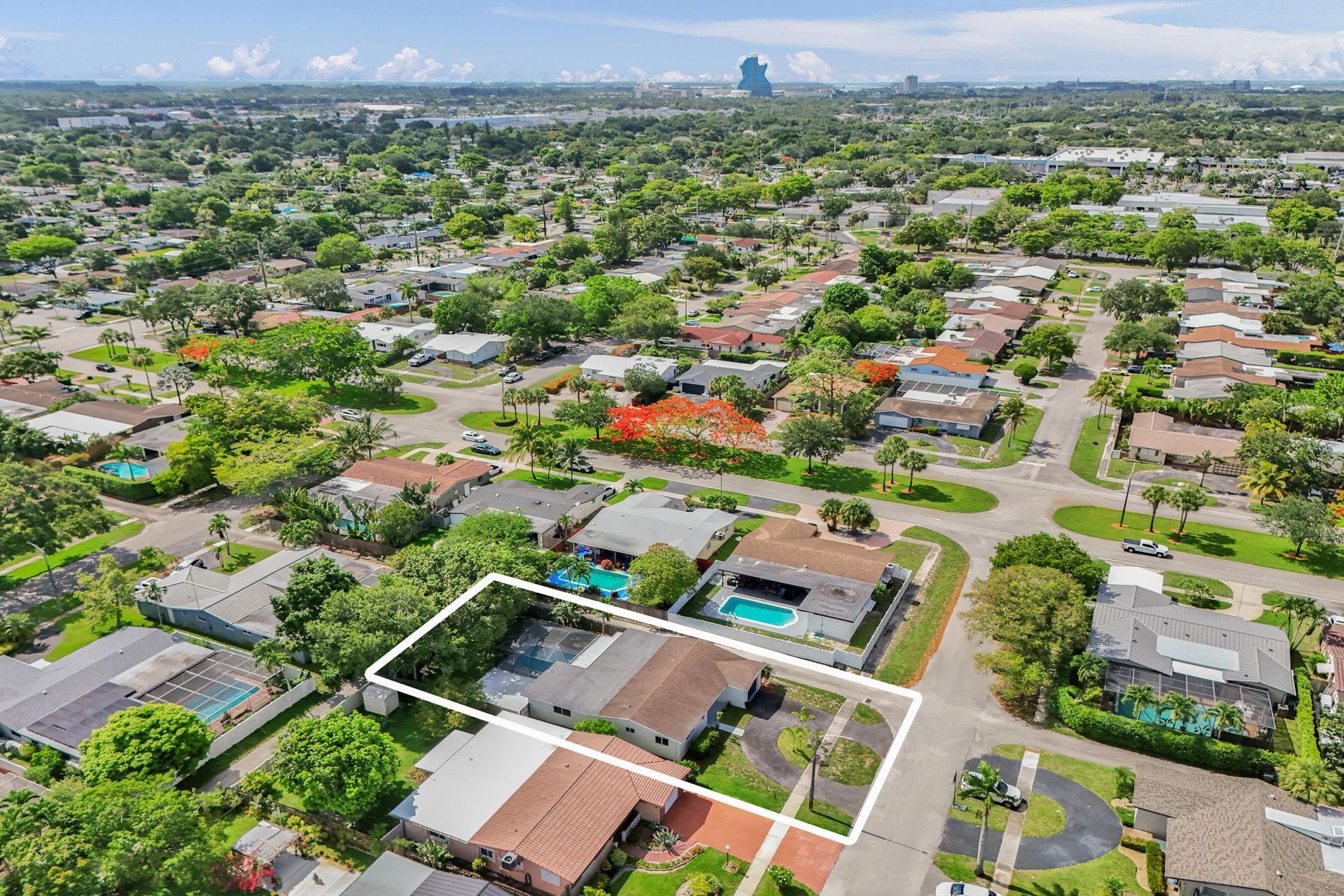 2030 N 54th Avenue, Hollywood, FL 33021 Photo