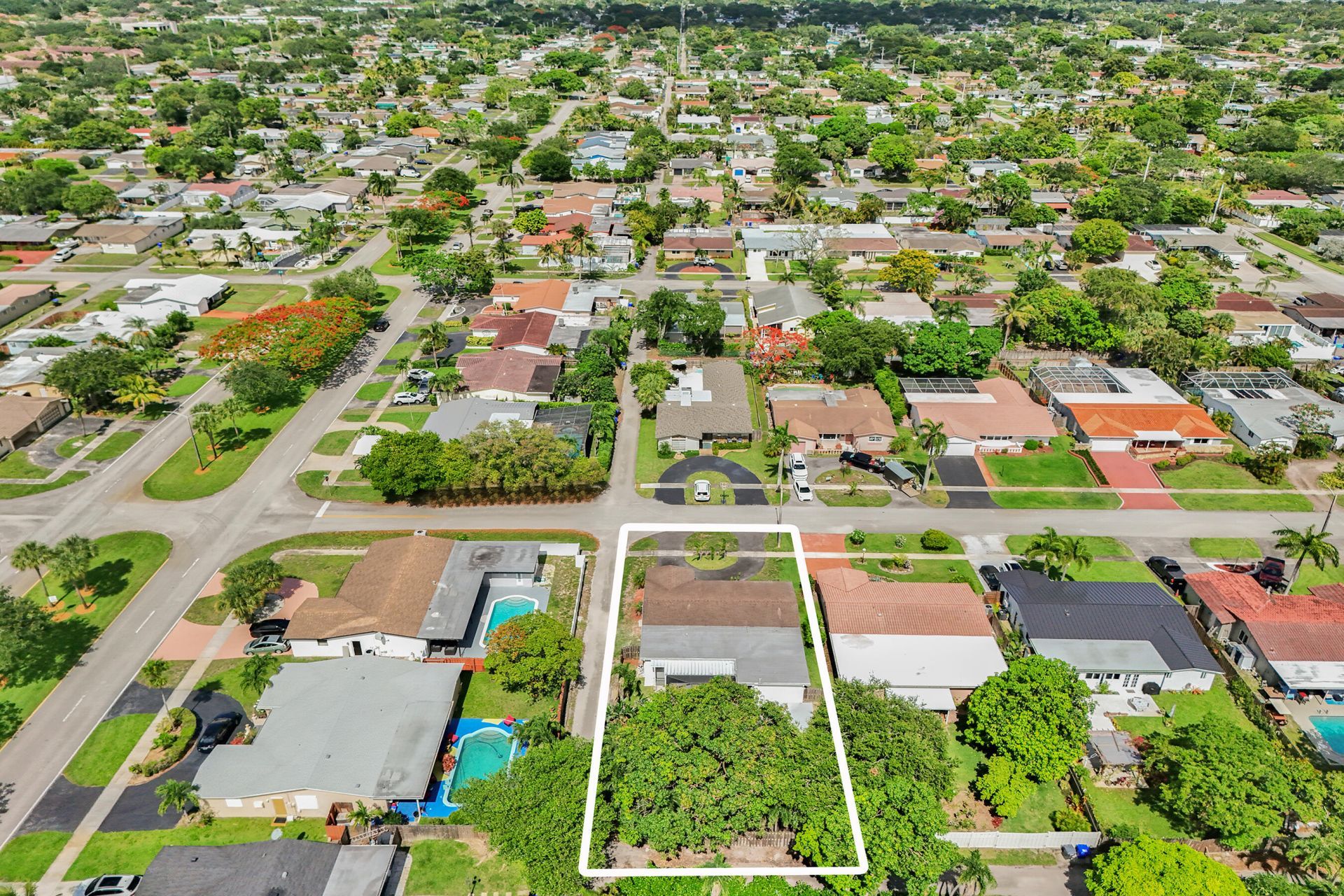 2030 N 54th Avenue, Hollywood, FL 33021 Photo