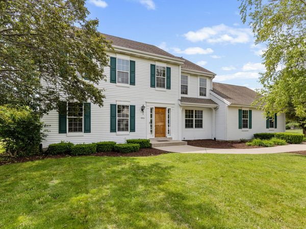 8621 Talamasca Dr, Caledonia, WI 53126