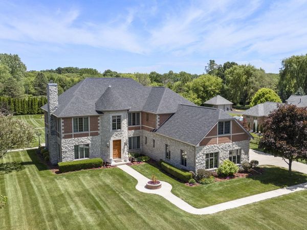 3315 Stonebrooke Lane, Maumee, OH 43537