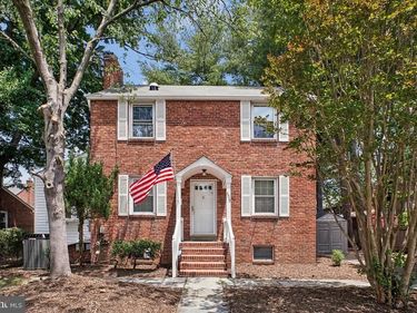 605 N FREDERICK STREET , ARLINGTON, VA 22203