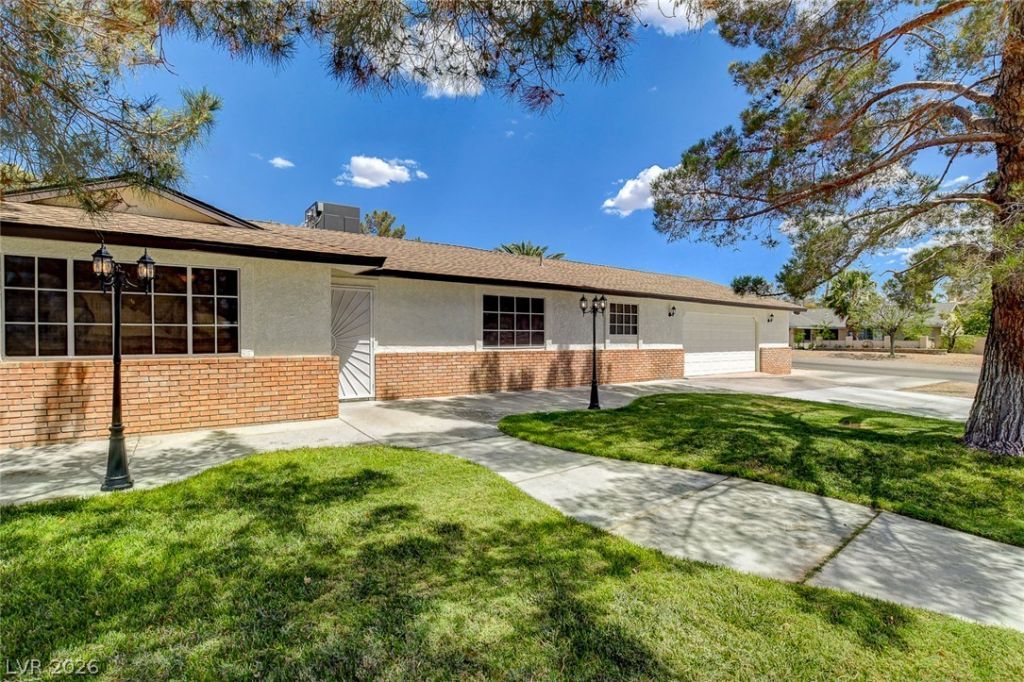 1810 Pinto Road, Henderson, NV 89002 Main Photo
