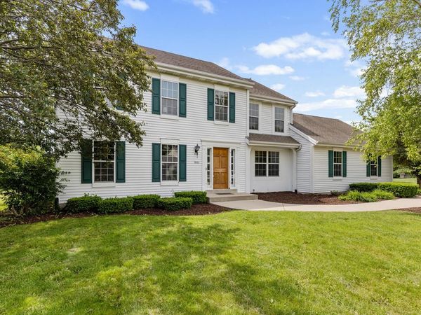 8621 Talamasca DRIVE, Franksville, WI 53126