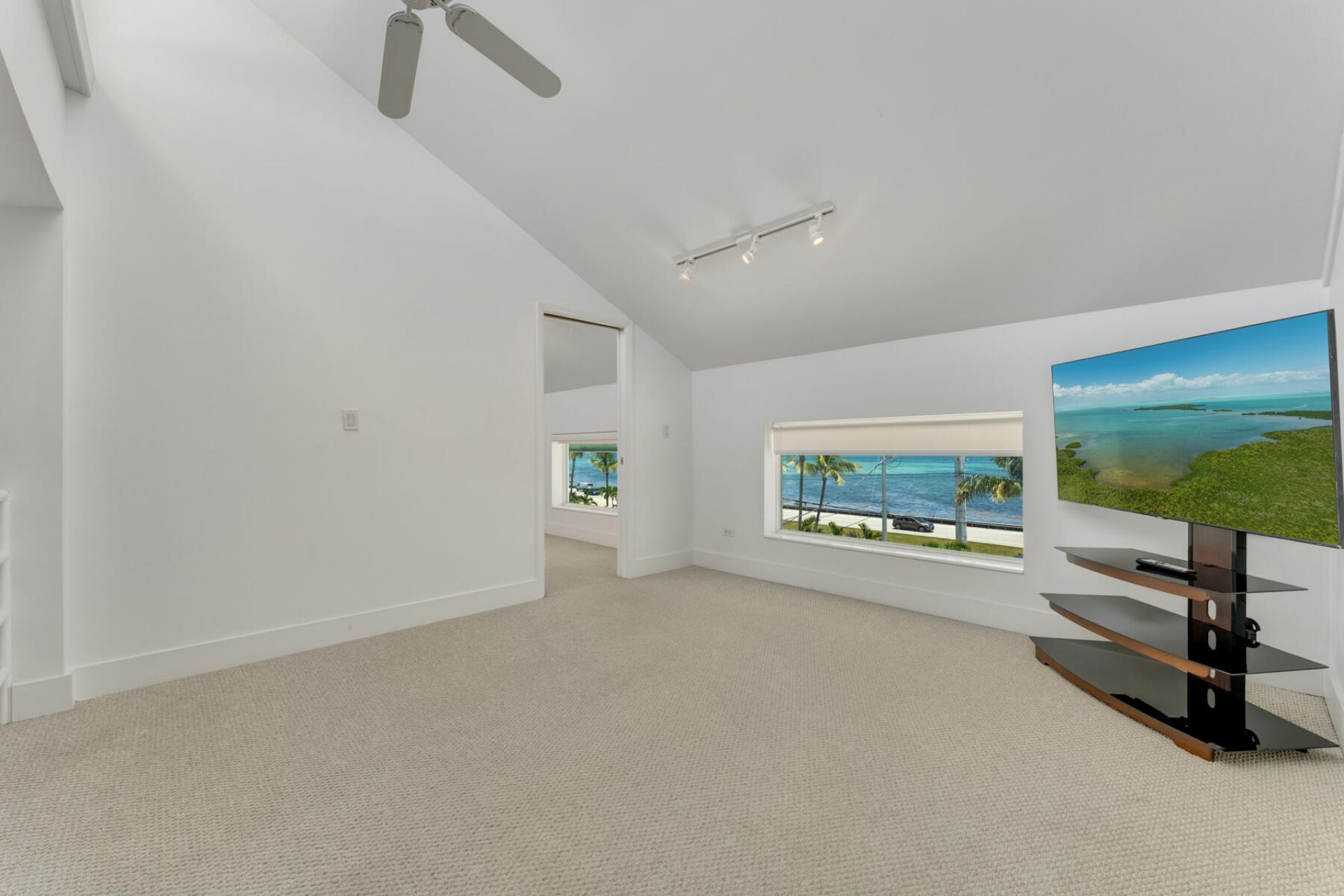 74980 Overseas Highway, Unit 3, Islamorada, FL 33036 Photo