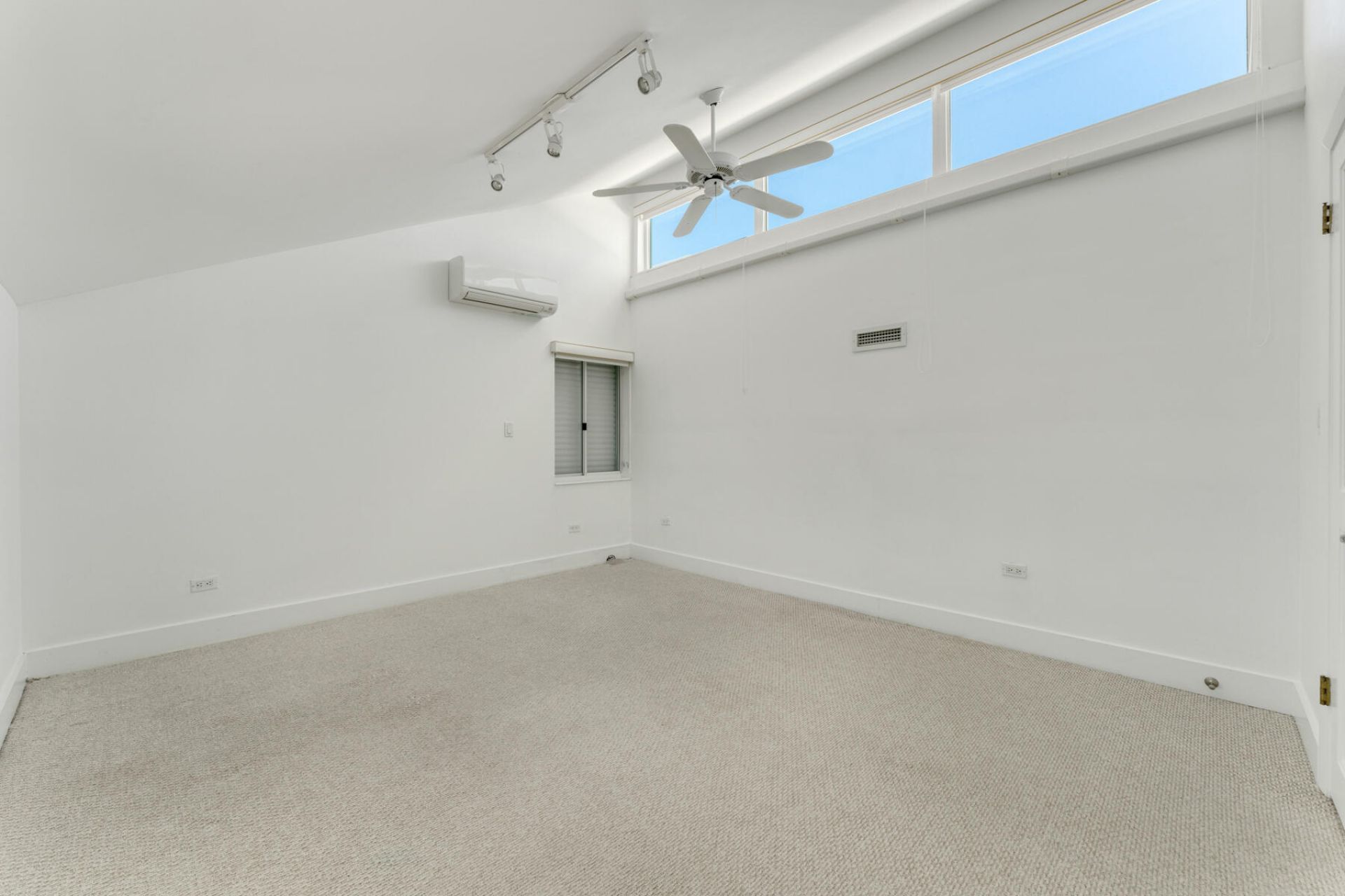 74980 Overseas Highway, Unit 3, Islamorada, FL 33036 Photo