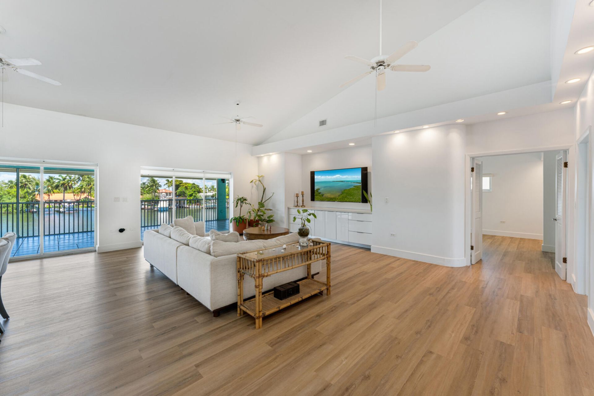 74980 Overseas Highway, Unit 3, Islamorada, FL 33036 Photo