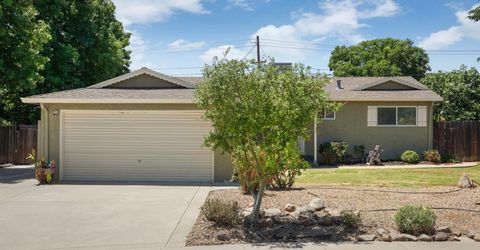 712 Almond Ct, Galt, CA 95632 Photo