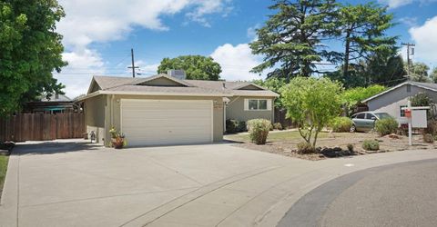 712 Almond Ct, Galt, CA 95632 Photo