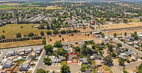 712 Almond Ct, Galt, CA 95632 Photo