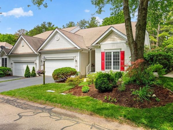 21 Fox Hollow, Plymouth, MA 02360