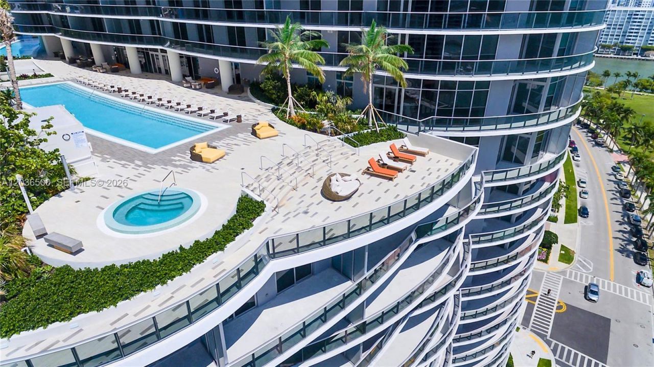 488 NE 18th St , Unit 3007, Miami, FL 33132 Photo