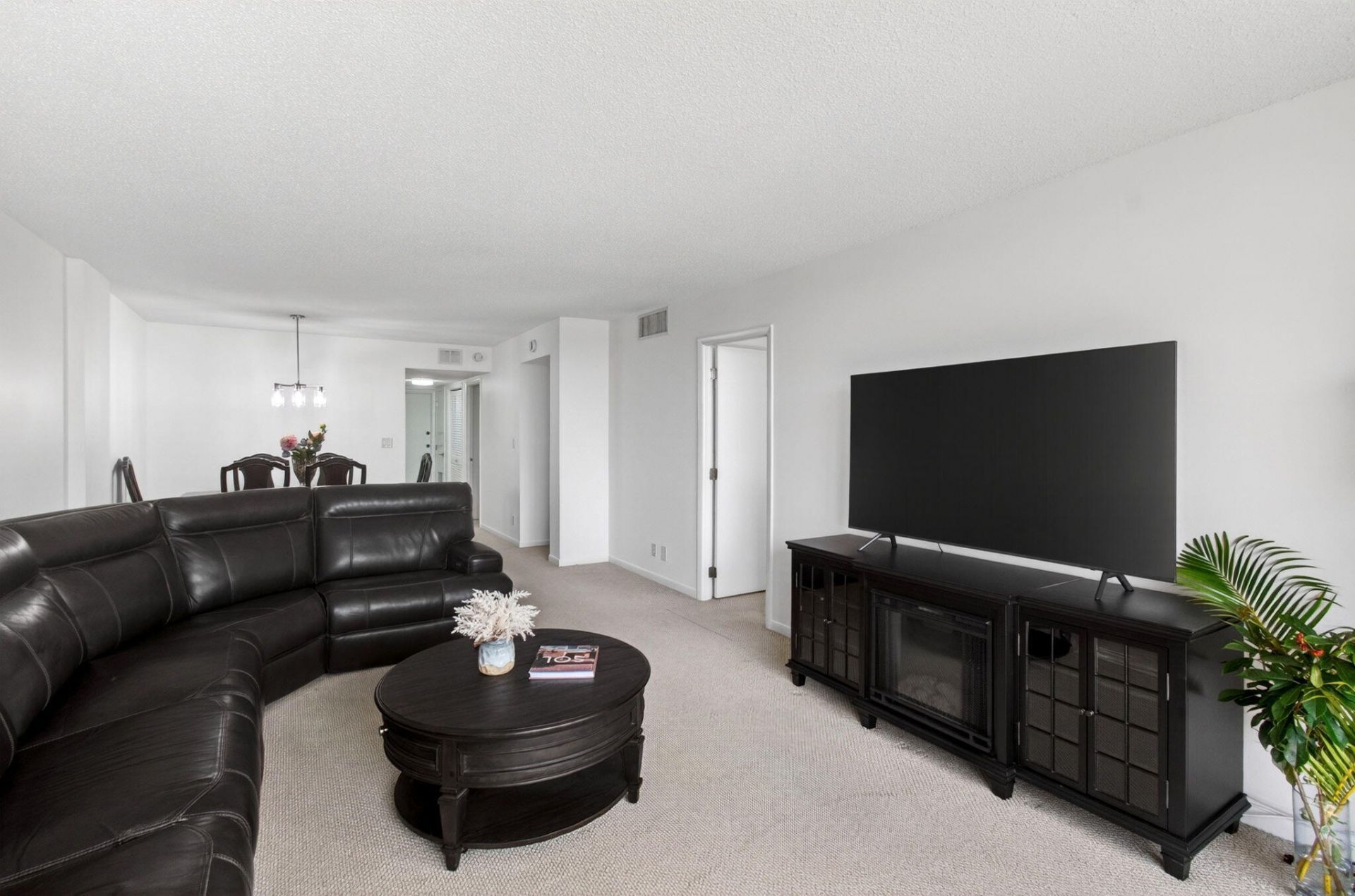 555 NW 4 Avenue, Unit 4230, Boca Raton, FL 33432 Photo