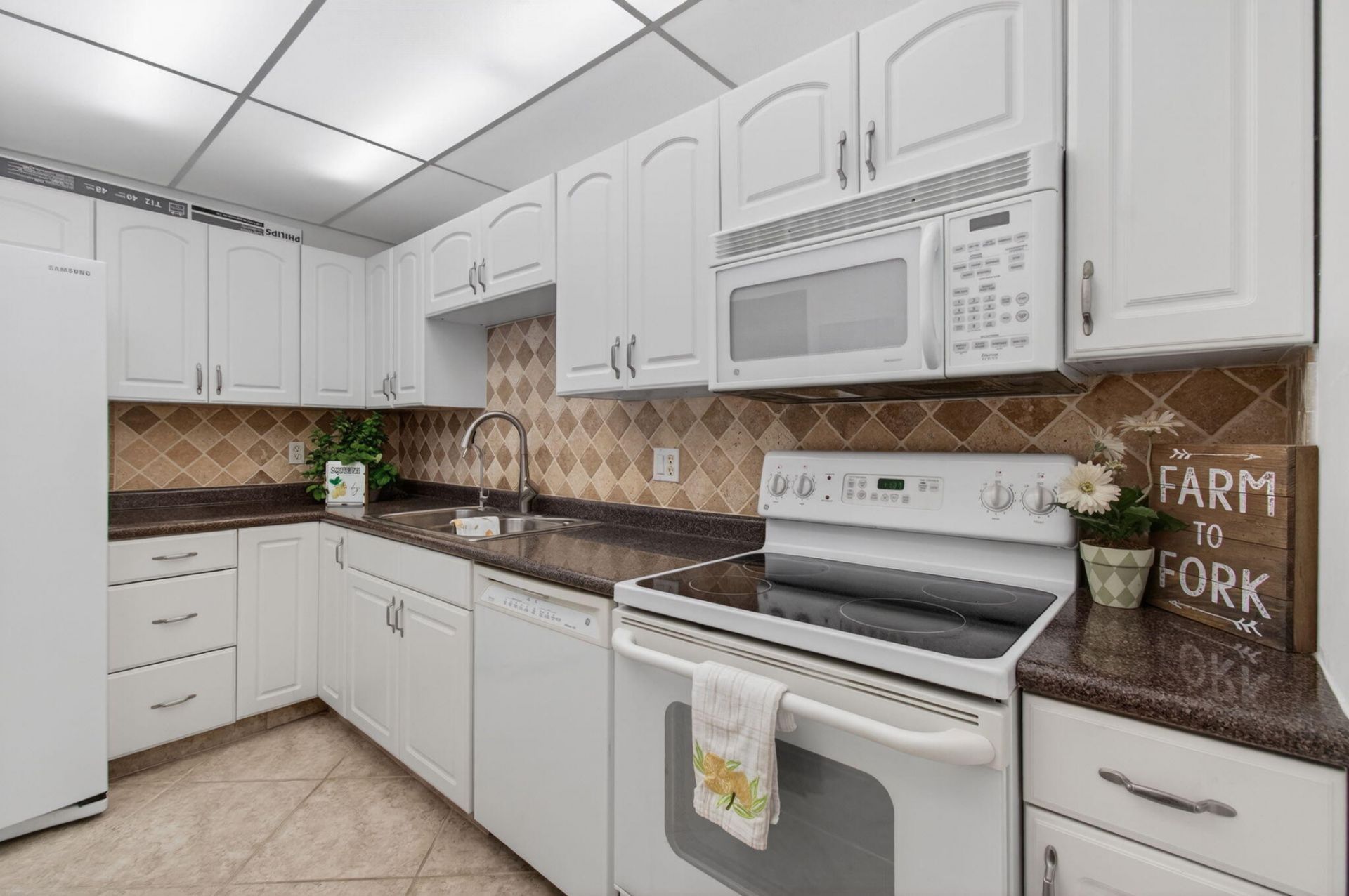 555 NW 4 Avenue, Unit 4230, Boca Raton, FL 33432 Photo