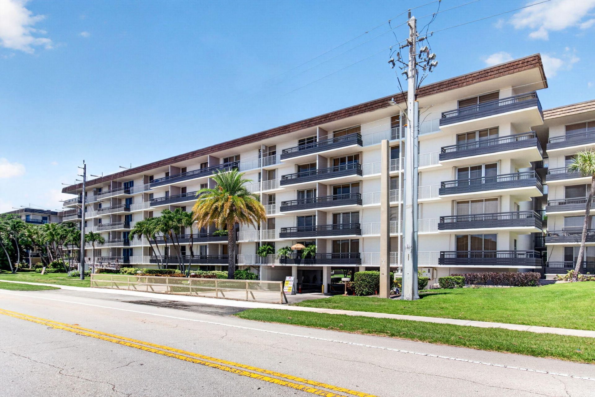 555 NW 4 Avenue, Unit 4230, Boca Raton, FL 33432 Photo