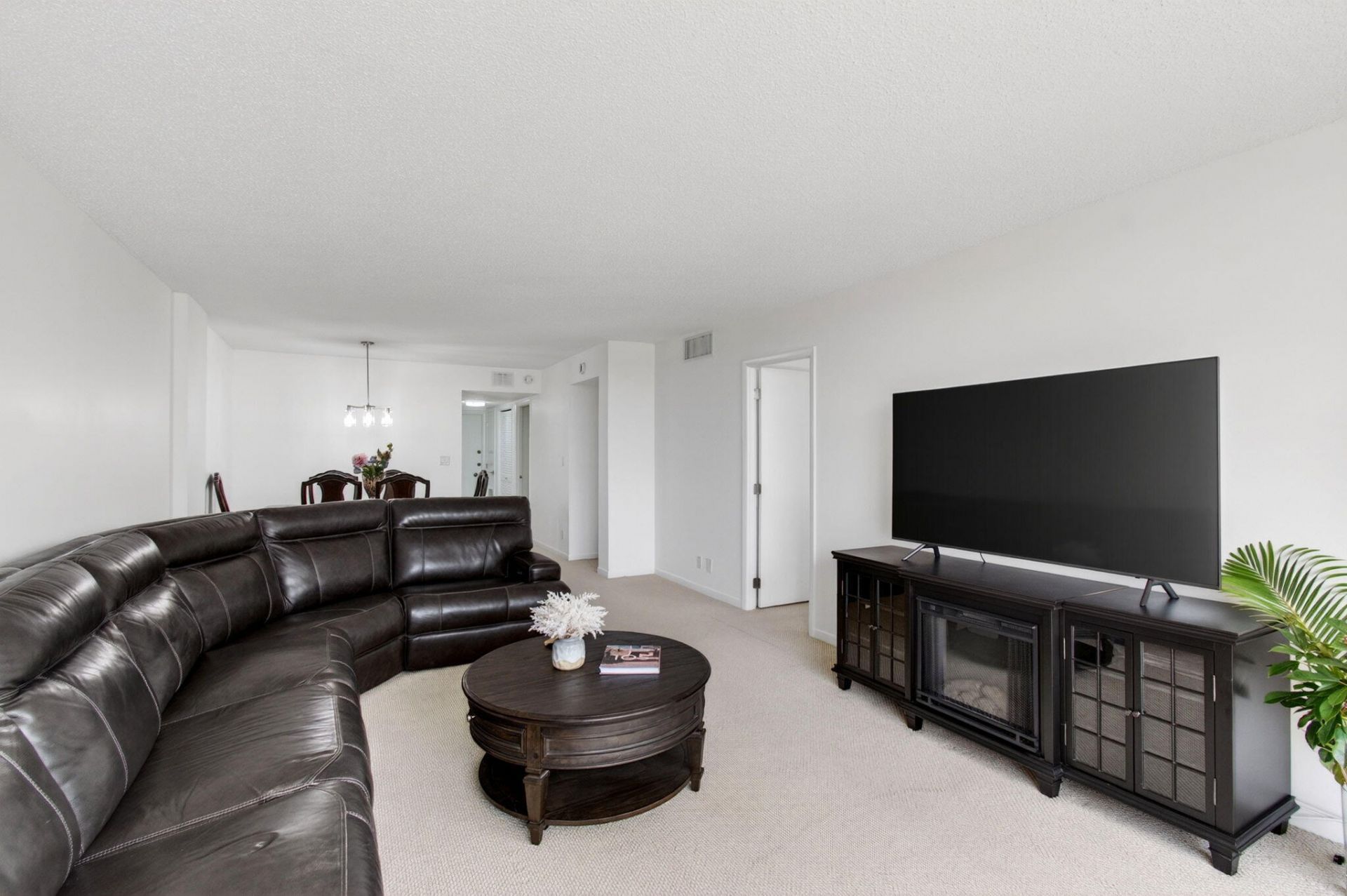 555 NW 4 Avenue, Unit 4230, Boca Raton, FL 33432 Photo