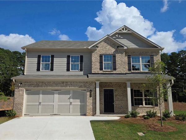 1046 Lakeview Oaks Court , Grayson, GA 30017