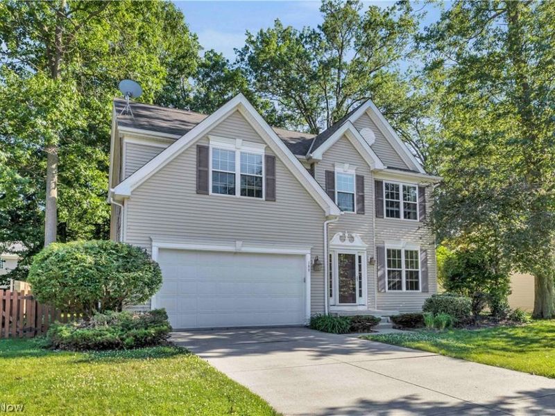 199 Highland Avenue , Avon Lake, OH 44012 Photo 2