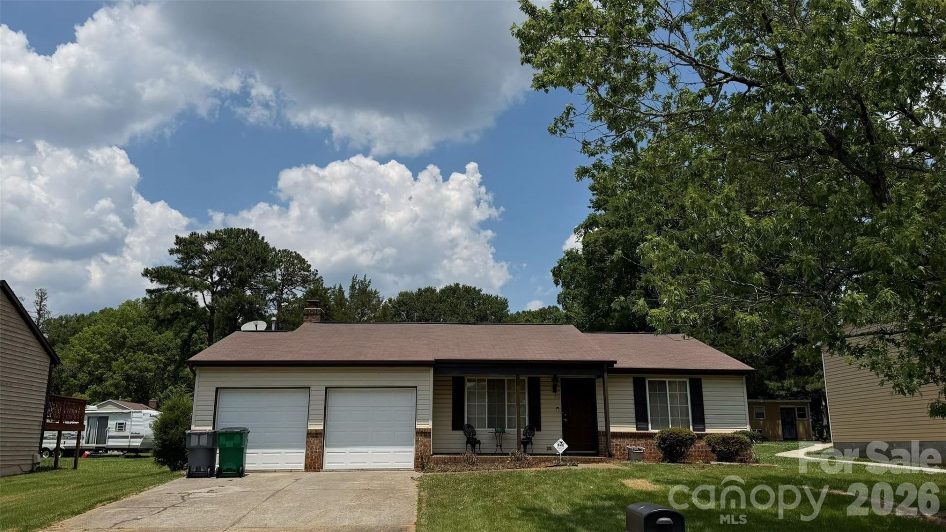 3216 Berrybush Court, Charlotte, NC 28269 Main Photo