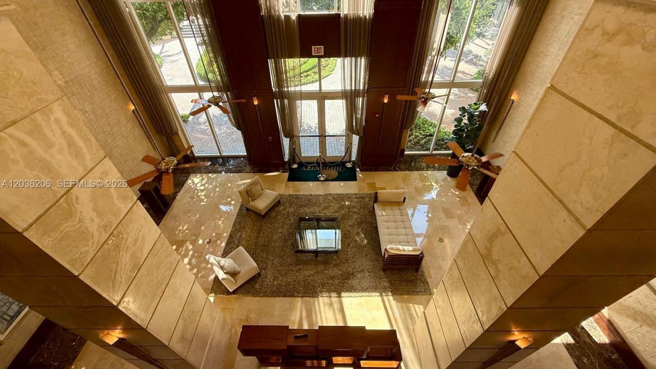 19501 W Country Club Dr , Unit 1212, Aventura, FL 33180 Photo