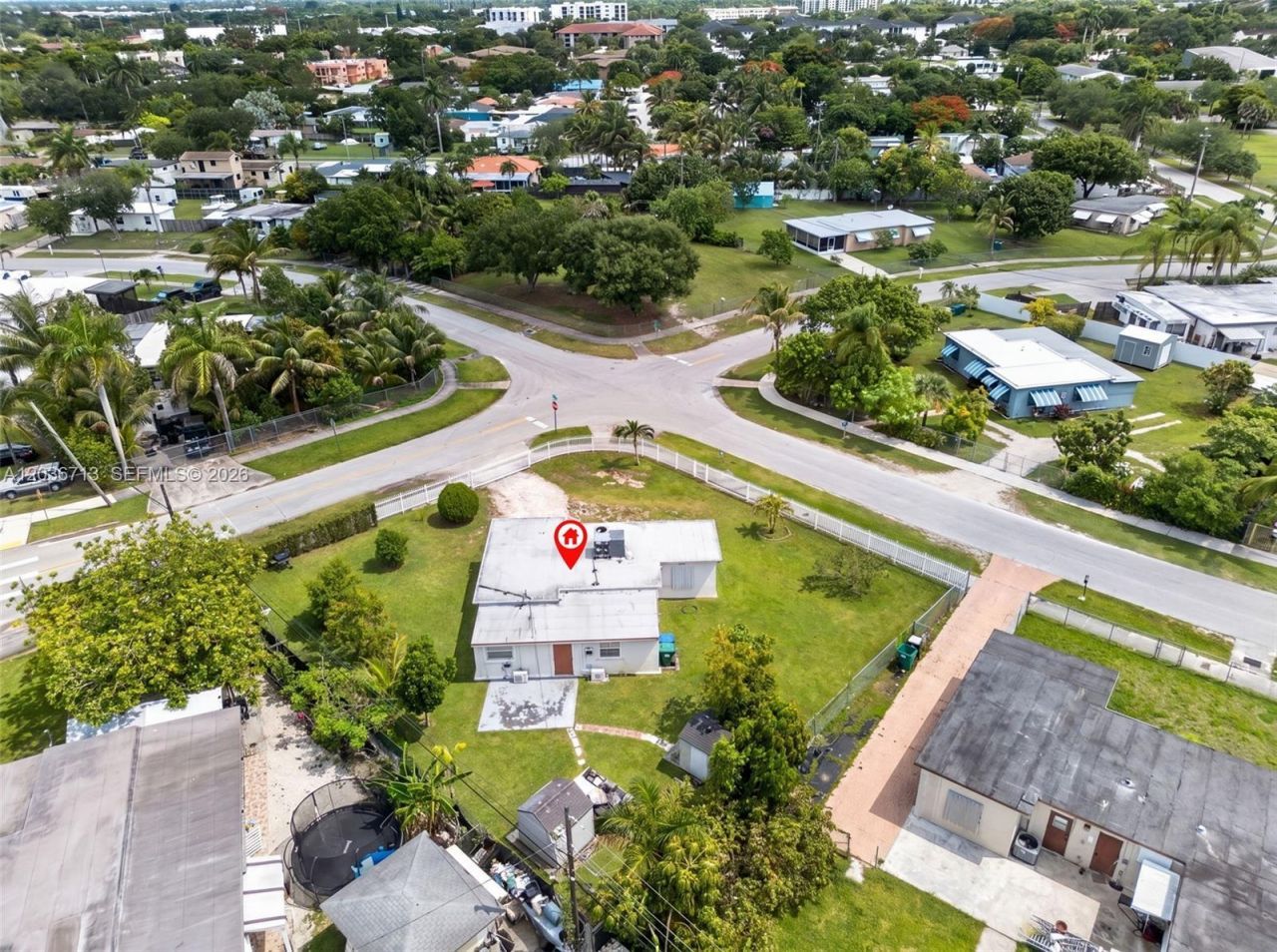15398 Garfield Dr, Homestead, FL 33033 Photo