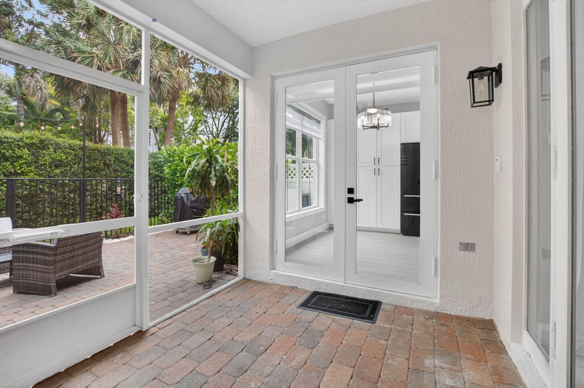 124 Las Brisas Circle, Hypoluxo, FL 33462 Photo