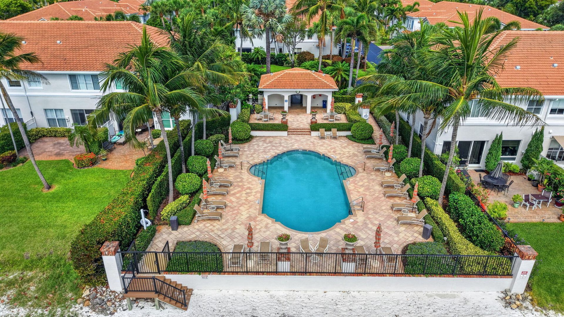 124 Las Brisas Circle, Hypoluxo, FL 33462 Photo