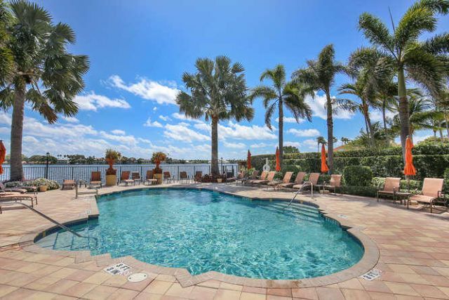 124 Las Brisas Circle, Hypoluxo, FL 33462 Photo