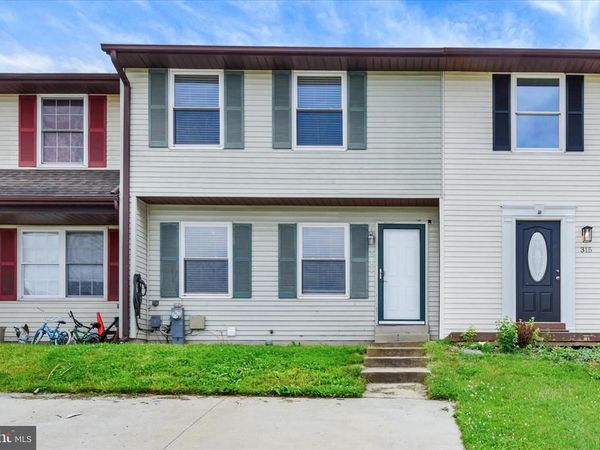 317 STACY LEE DRIVE, WESTMINSTER, MD 21158