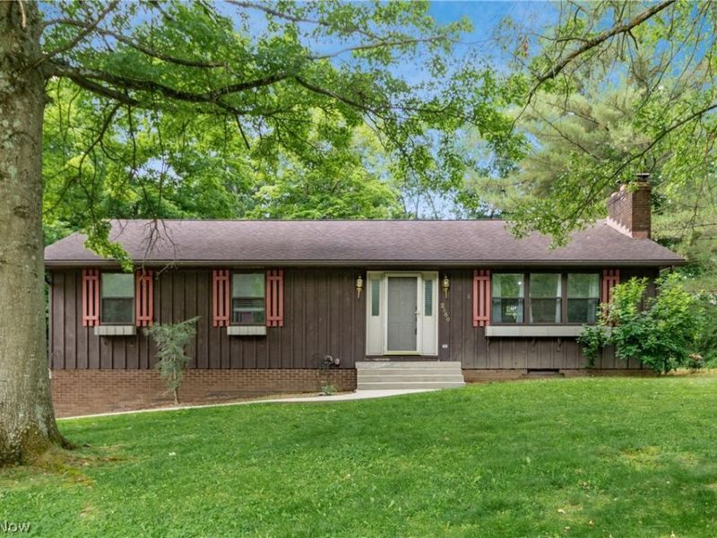 2560 Tarkman Drive , Nashport, OH 43830 Photo 1